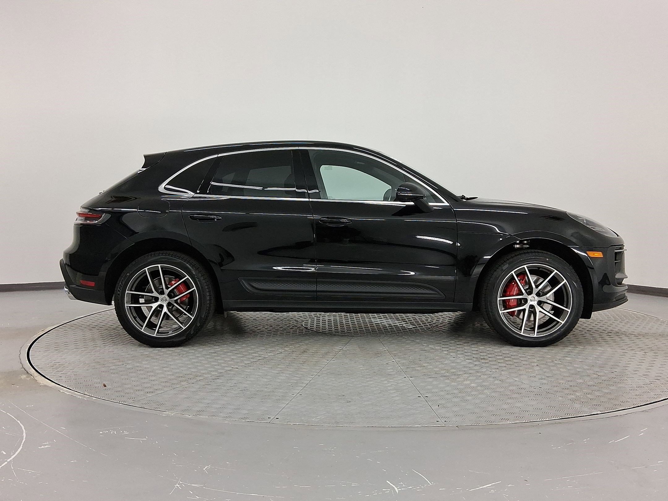 New 2026 Porsche Macan S image 8