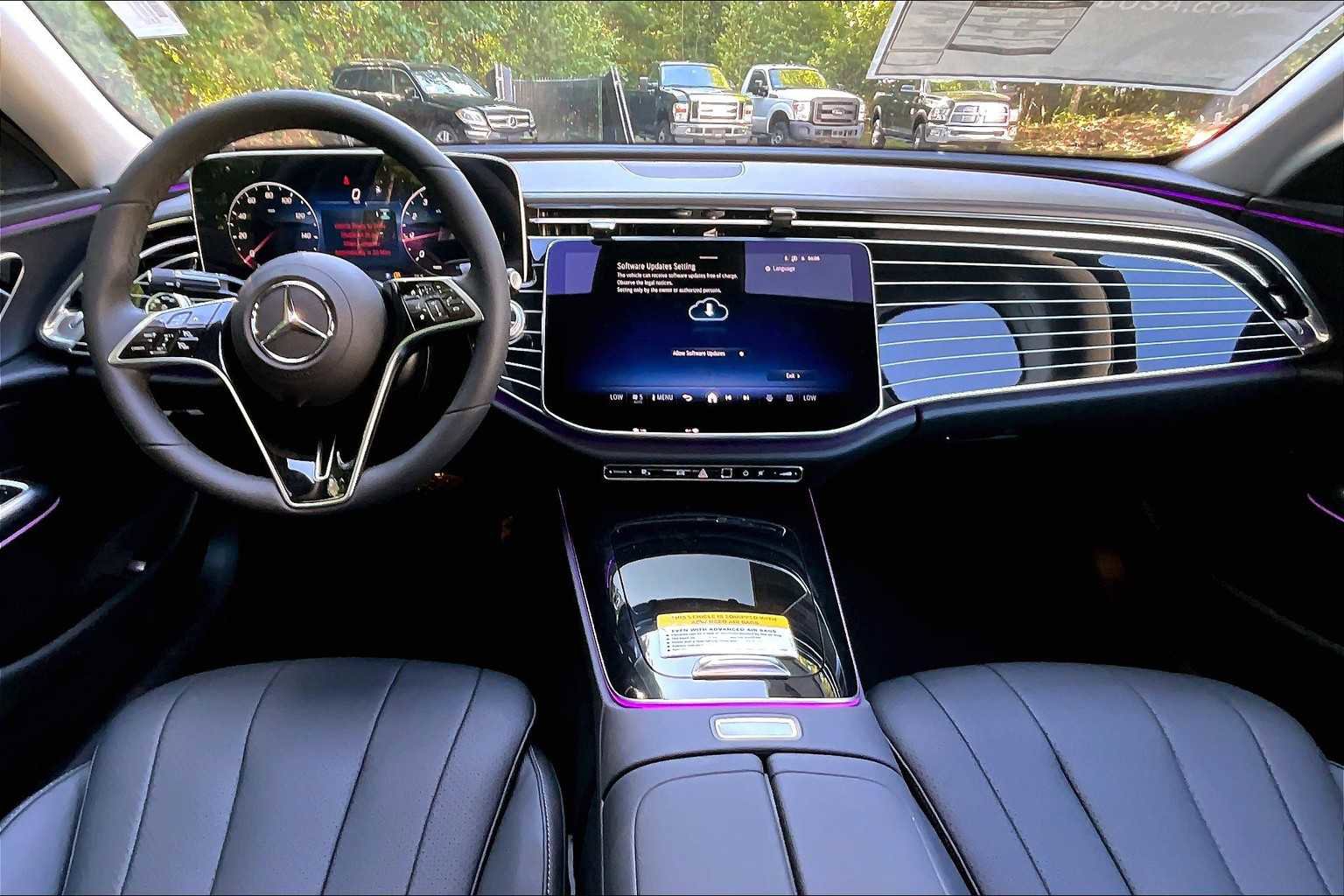 New 2026 Mercedes-Benz E 350 4MATIC Sedan image 8