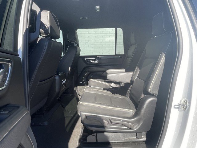 Used 2023 GMC Yukon XL SLT image 24
