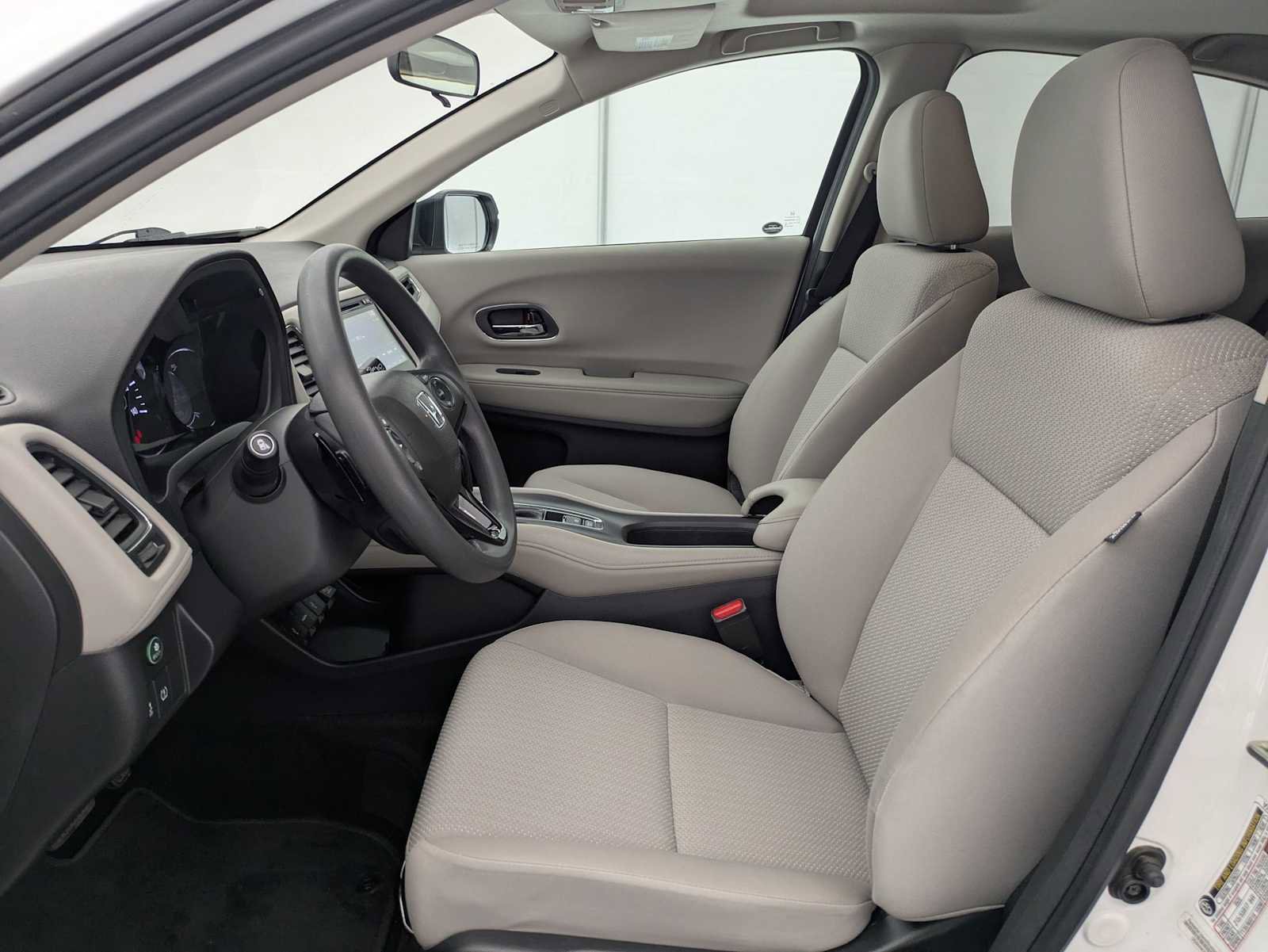 Used 2017 Honda HR-V EX image 17