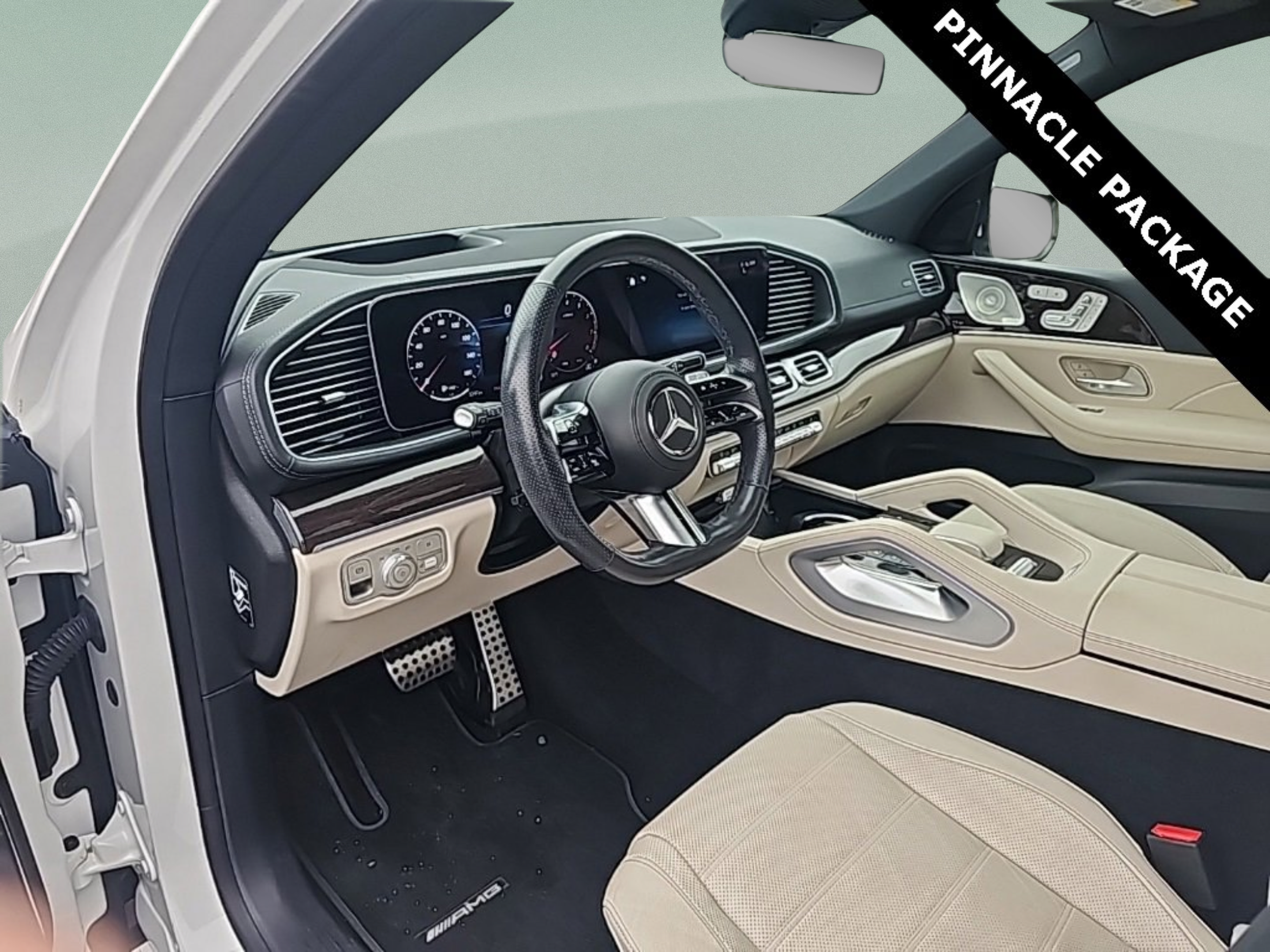 Used 2024 Mercedes-Benz GLS 450 4MATIC image 15