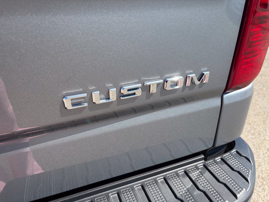 New 2026 Chevrolet Silverado 1500 Custom RWD image 10