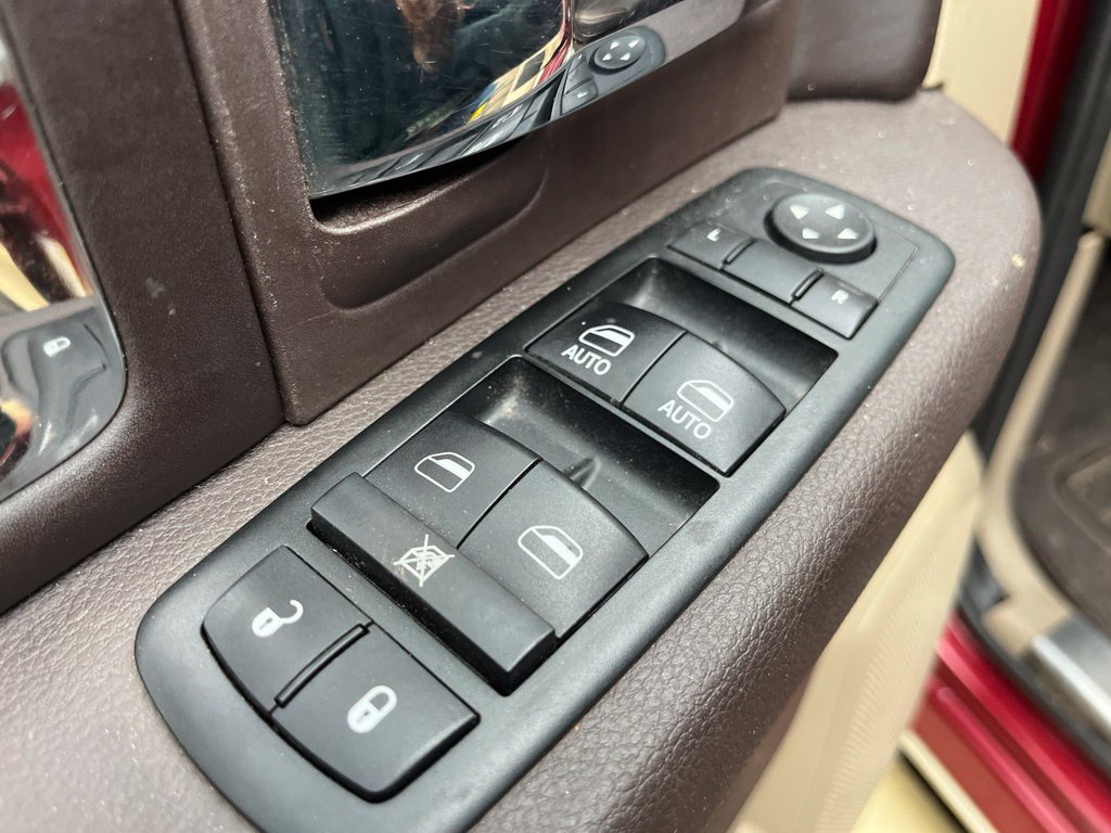 Used 2012 RAM 1500 Laramie Longhorn AWD/4WD image 17