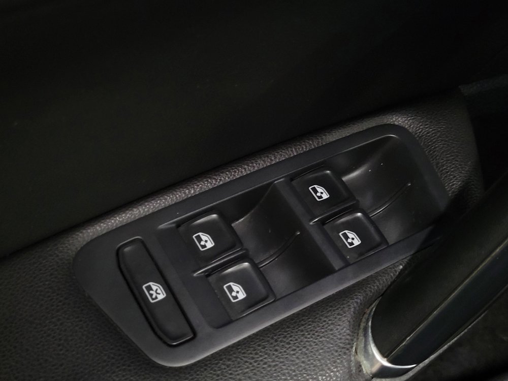 Used 2018 Volkswagen Golf SEL image 27