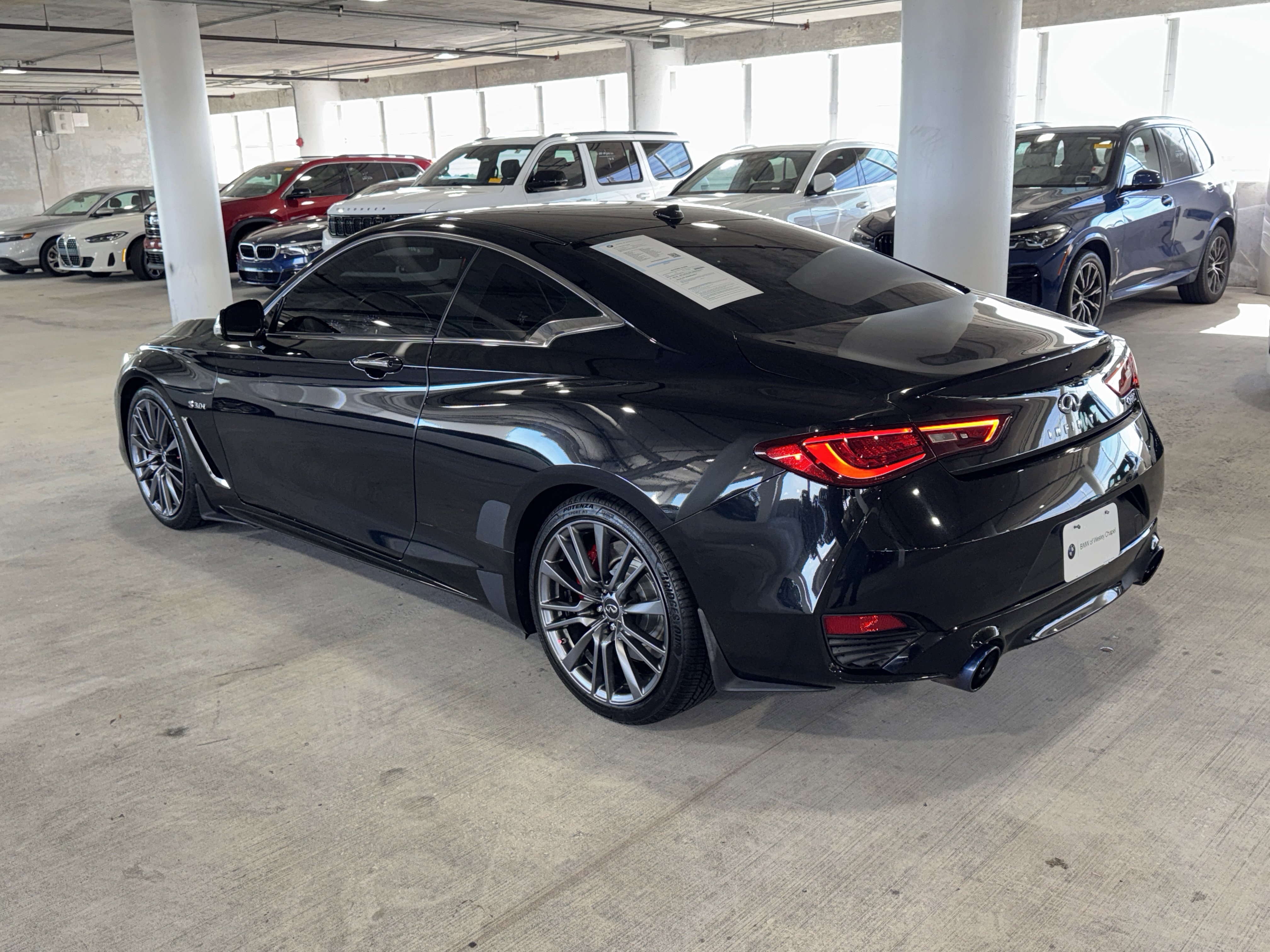 Used 2017 INFINITI Q60 Red Sport 400 image 6