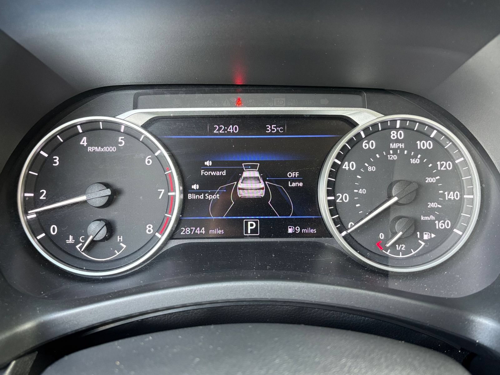Used 2025 Nissan Sentra SV FWD image 37