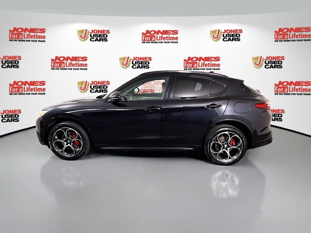 Used 2023 Alfa Romeo Stelvio Veloce AWD/4WD image 15