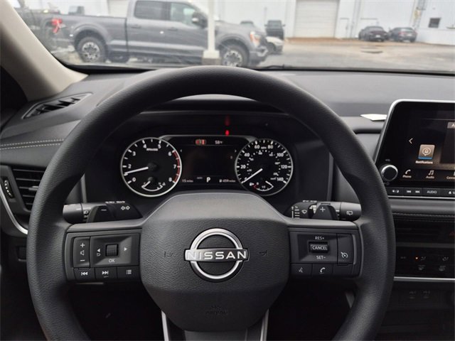 New 2026 Nissan Rogue S image 5