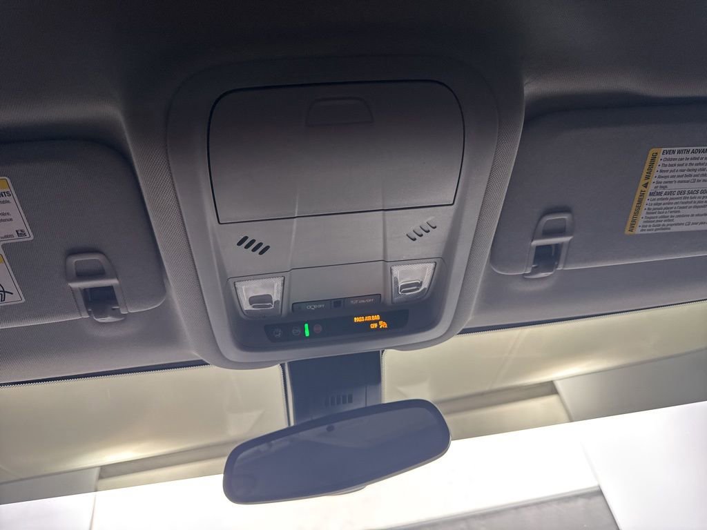 Used 2024 GMC Terrain SLE w/ Elevation Edition FWD image 24