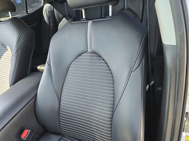 Used 2023 Toyota Camry SE image 16