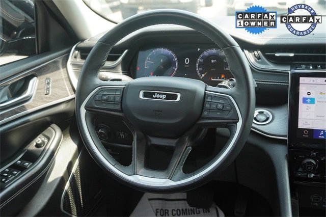 Used 2022 Jeep Grand Cherokee L Limited image 16