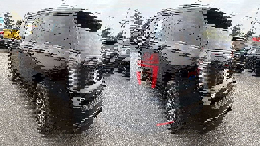 Certified 2024 Chevrolet Suburban Z71 w/ Luxury Package image 7