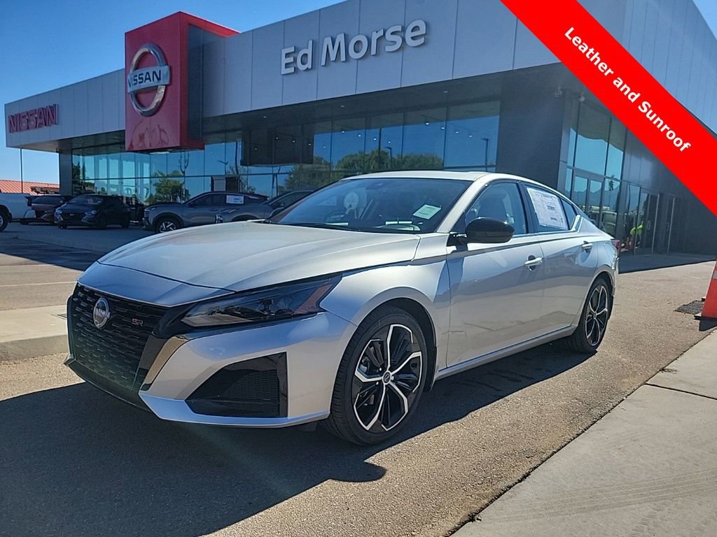 New 2025 Nissan Altima 2.5 SR w/ SR Premium Package image 1