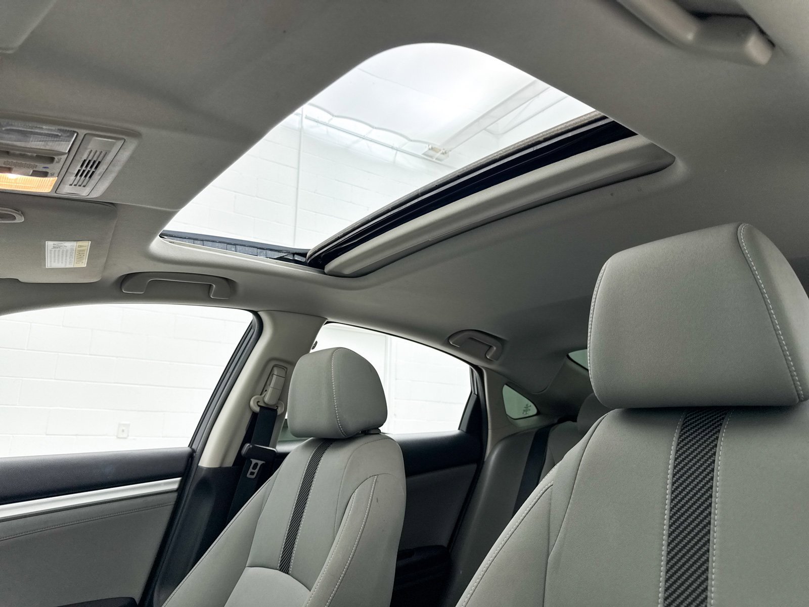 Used 2018 Honda Civic EX image 4