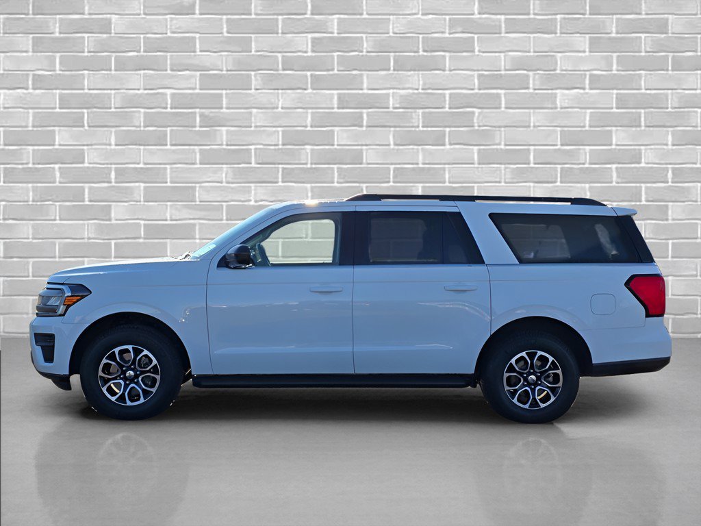 Used 2024 Ford Expedition Max XL AWD/4WD image 2