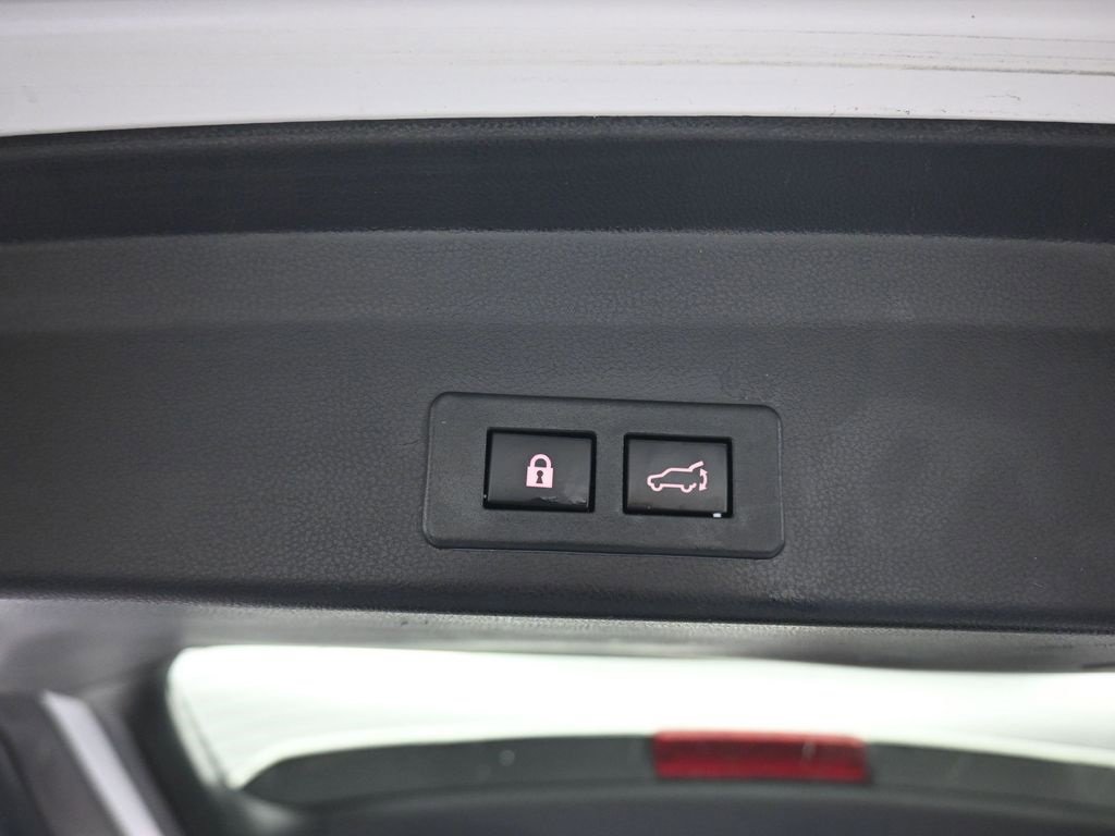 Used 2023 Subaru Ascent Premium w/ Convenience Package image 52