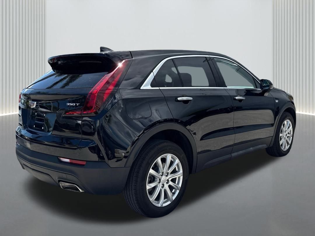 Certified 2023 Cadillac XT4 Luxury w/ Driver Awareness Package image 6