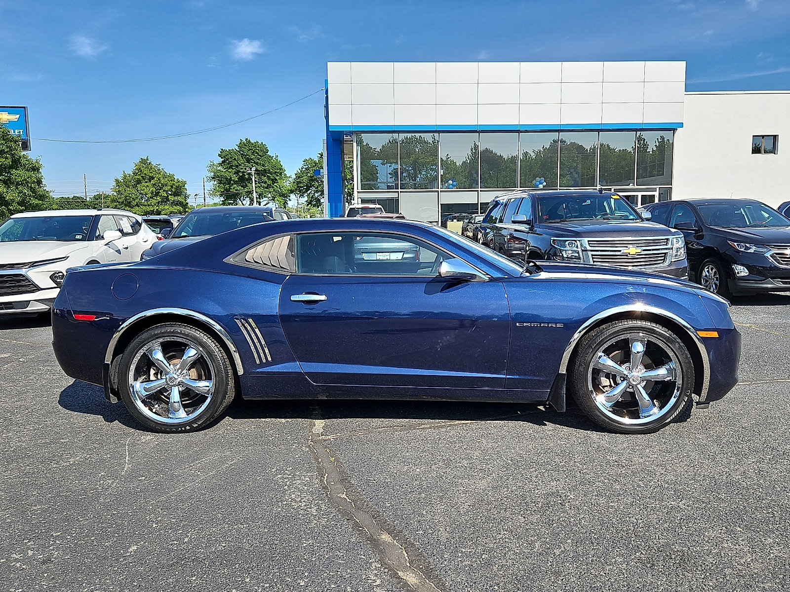 Used 2010 Chevrolet Camaro LT w/ RS Package RWD image 8