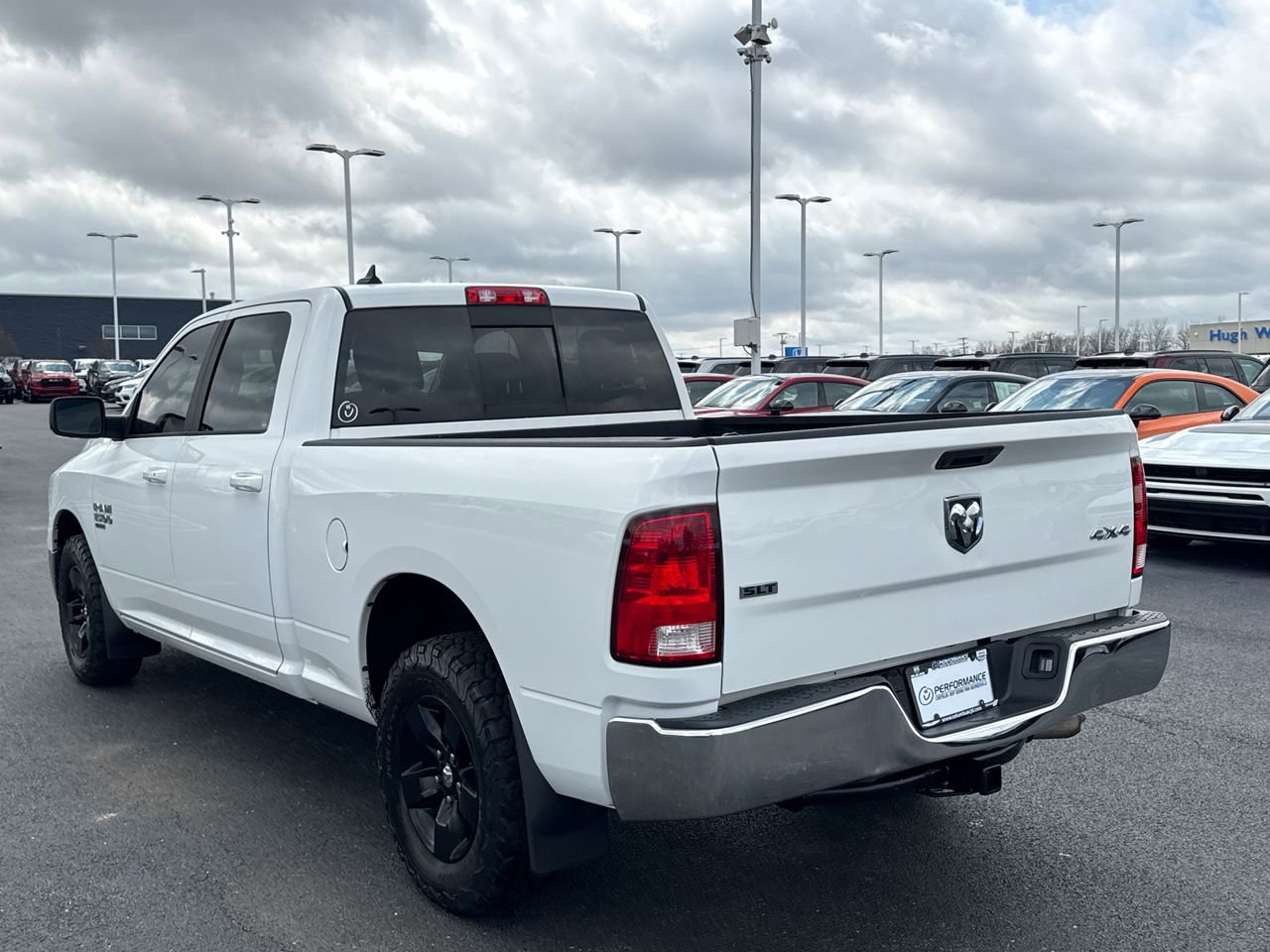 Used 2019 RAM 1500 Classic SLT w/ Luxury Group image 5