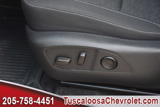 Used 2025 Chevrolet Traverse LT w/ LPO, Floor Liner Package FWD image 21
