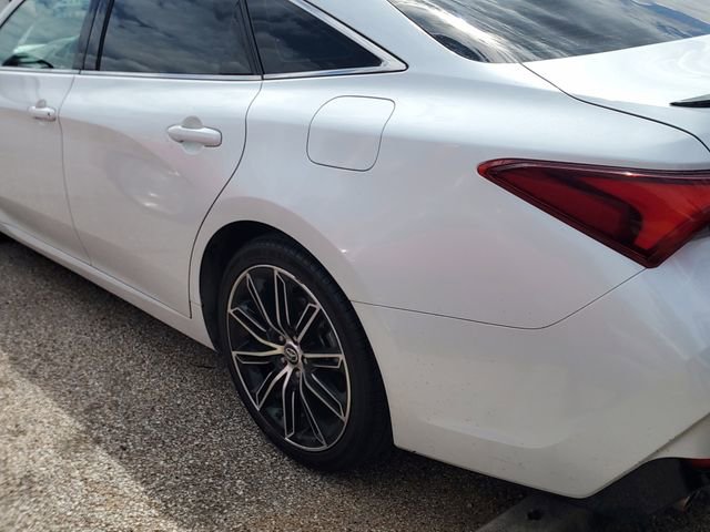 Used 2019 Toyota Avalon XSE w/ Carpet Mat Package image 8