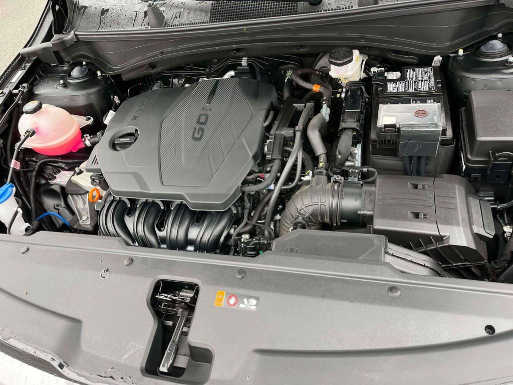 Used 2024 Kia Sportage EX image 37