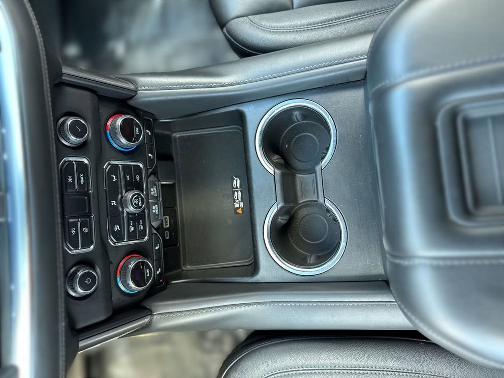 Used 2023 Chevrolet Suburban LT image 20
