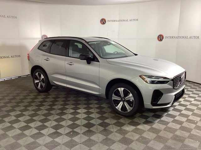 New 2025 Volvo XC60 T8 Core w/ Protection Package Premier image 3