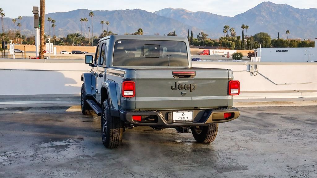 New 2026 Jeep Gladiator Sport image 7