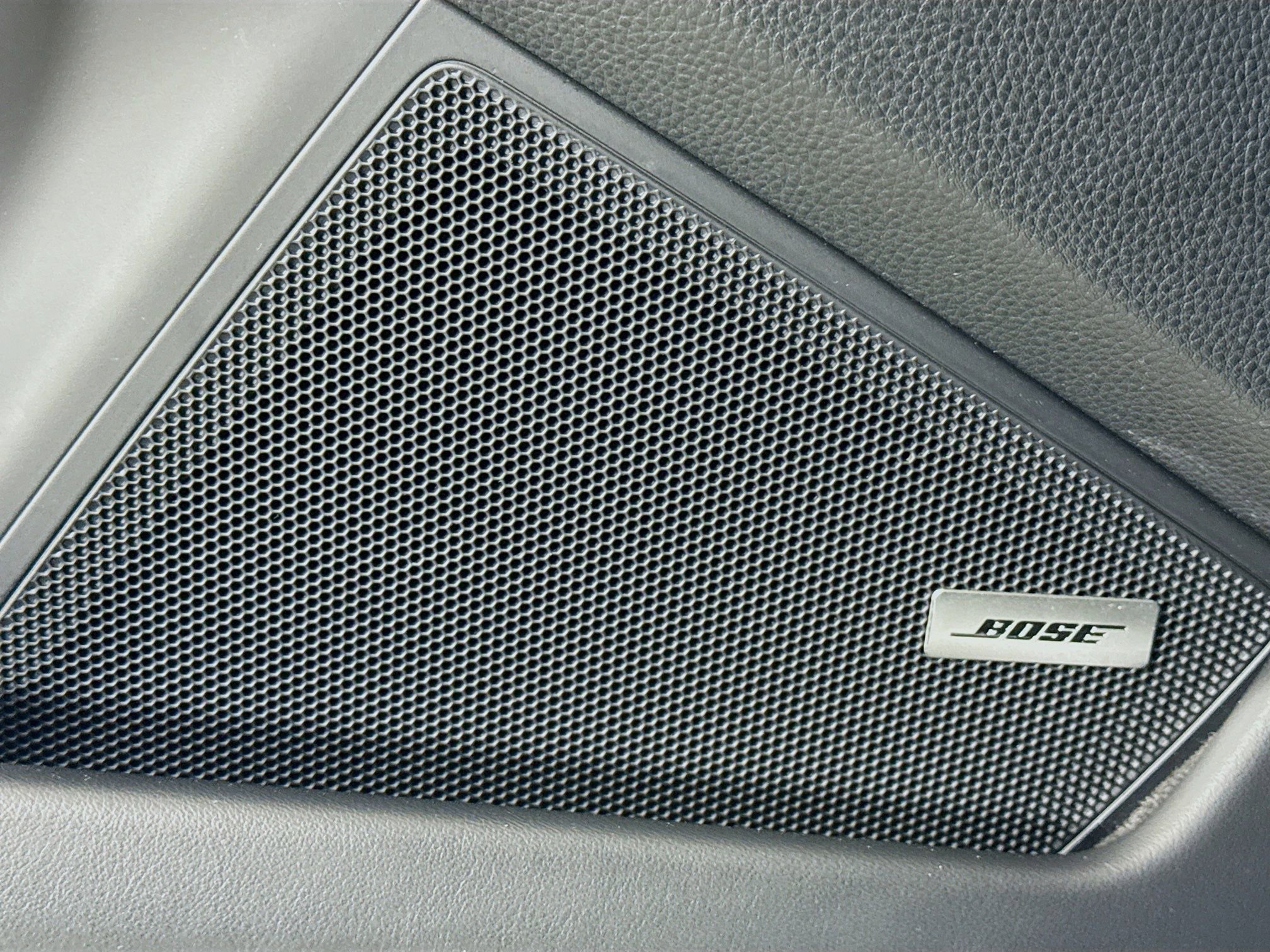 Certified 2024 Porsche 911 Carrera 4 image 12