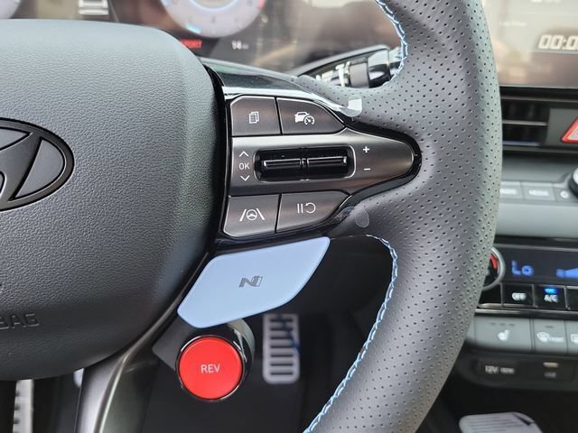 New 2026 Hyundai Elantra N FWD image 4