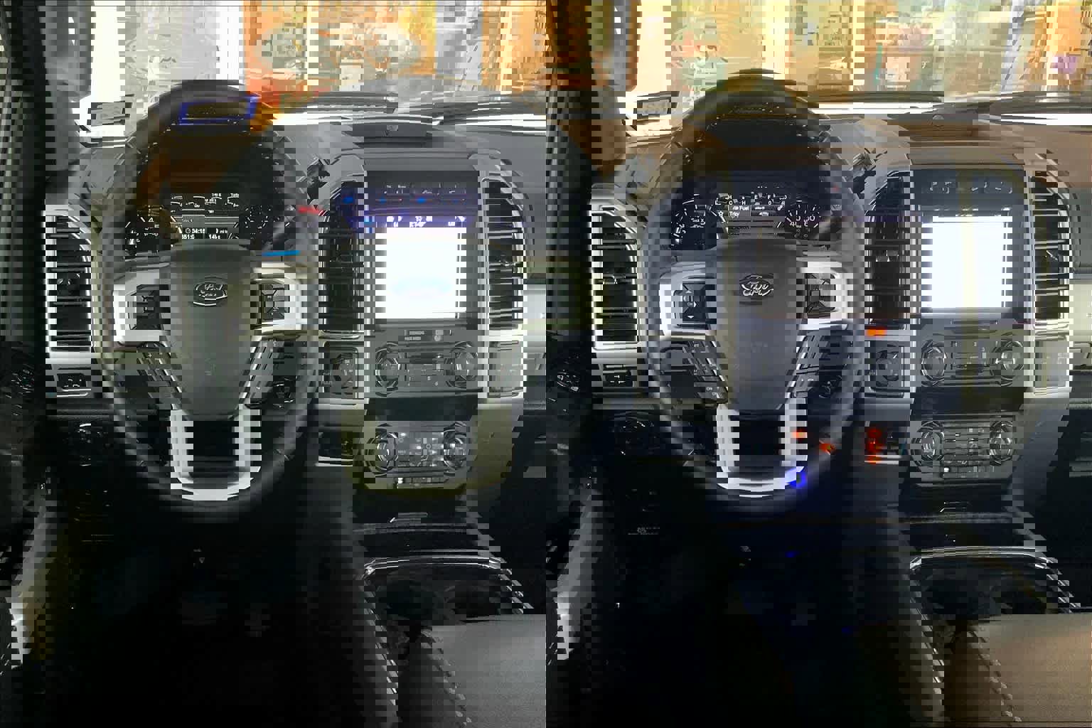 Used 2019 Ford F250 Lariat w/ Lariat Ultimate Package image 6