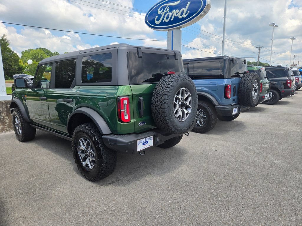 New 2025 Ford Bronco Badlands AWD/4WD image 3