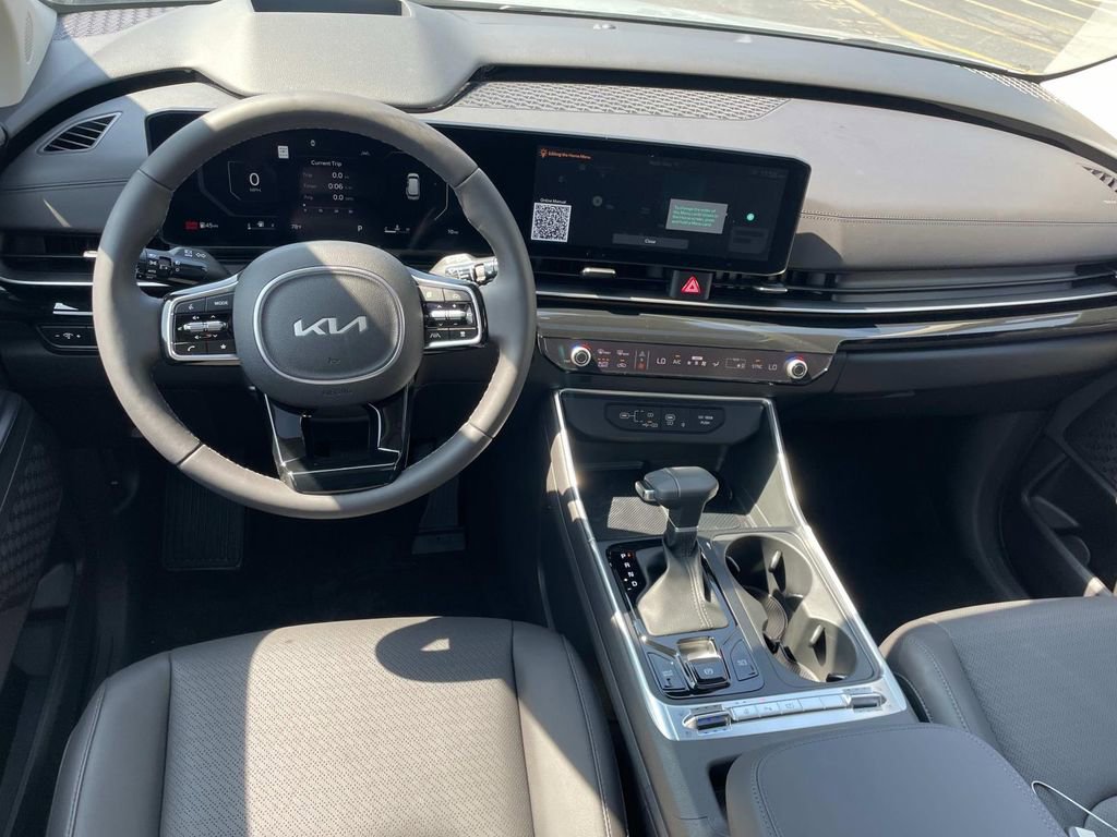 New 2025 Kia Carnival SX Prestige image 9