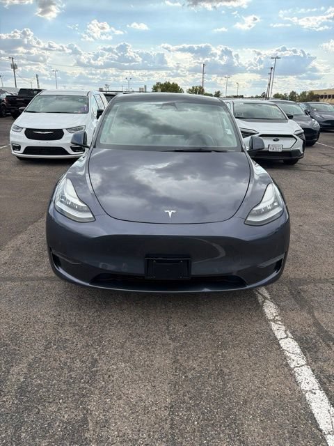 Used 2021 Tesla Model Y Long Range AWD/4WD image 1