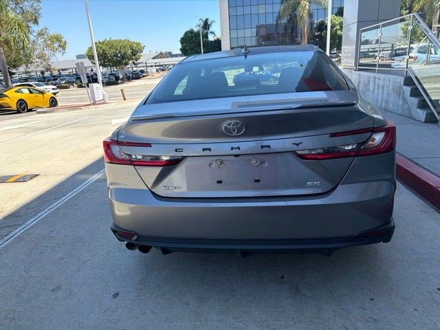 Used 2025 Toyota Camry SE FWD image 6