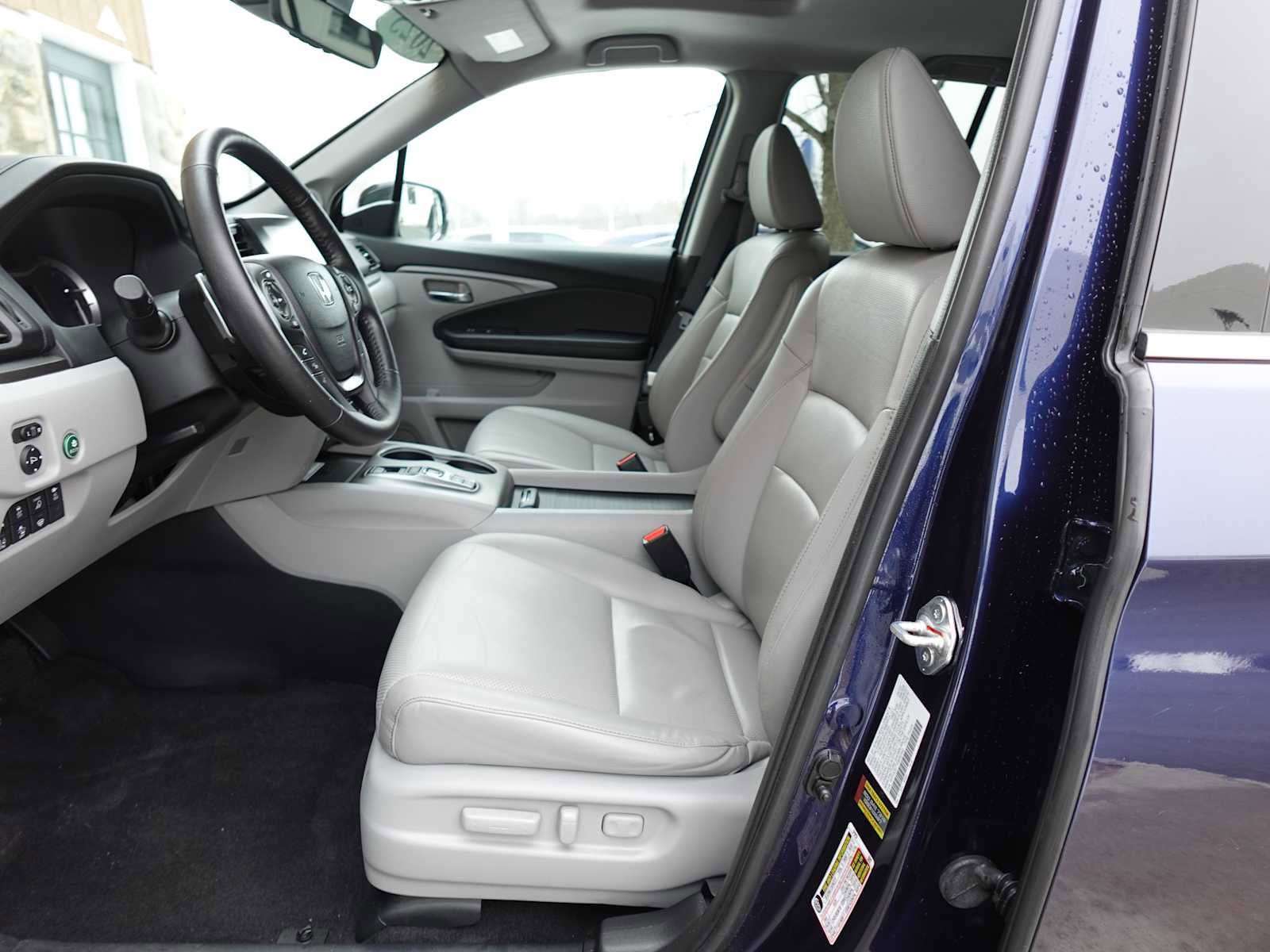 Certified 2023 Honda Ridgeline RTL-E image 12