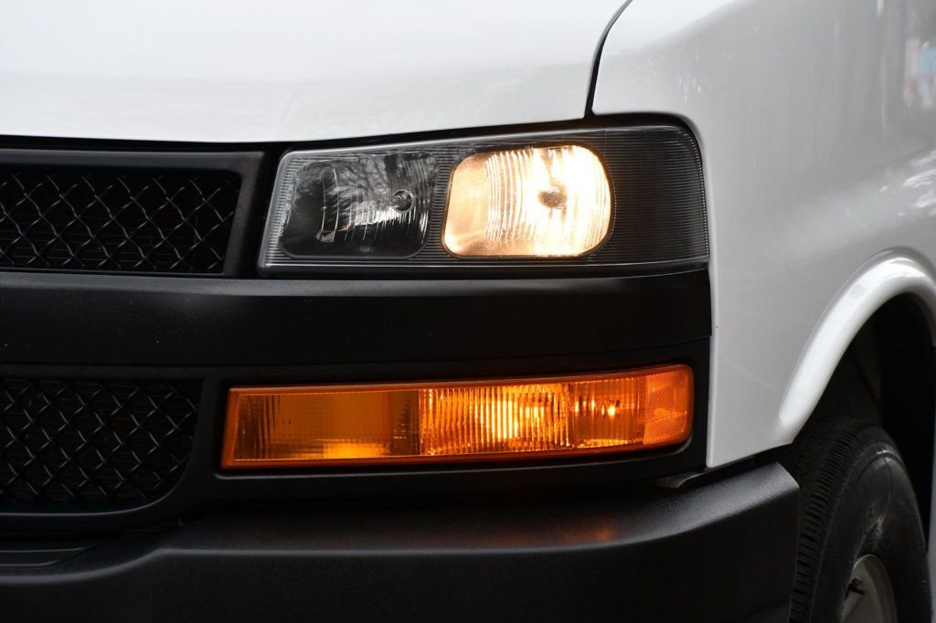 Used 2022 Chevrolet Express 3500 LS image 4