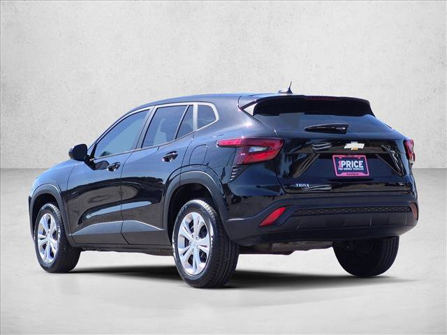 Used 2024 Chevrolet Trax LS FWD image 8