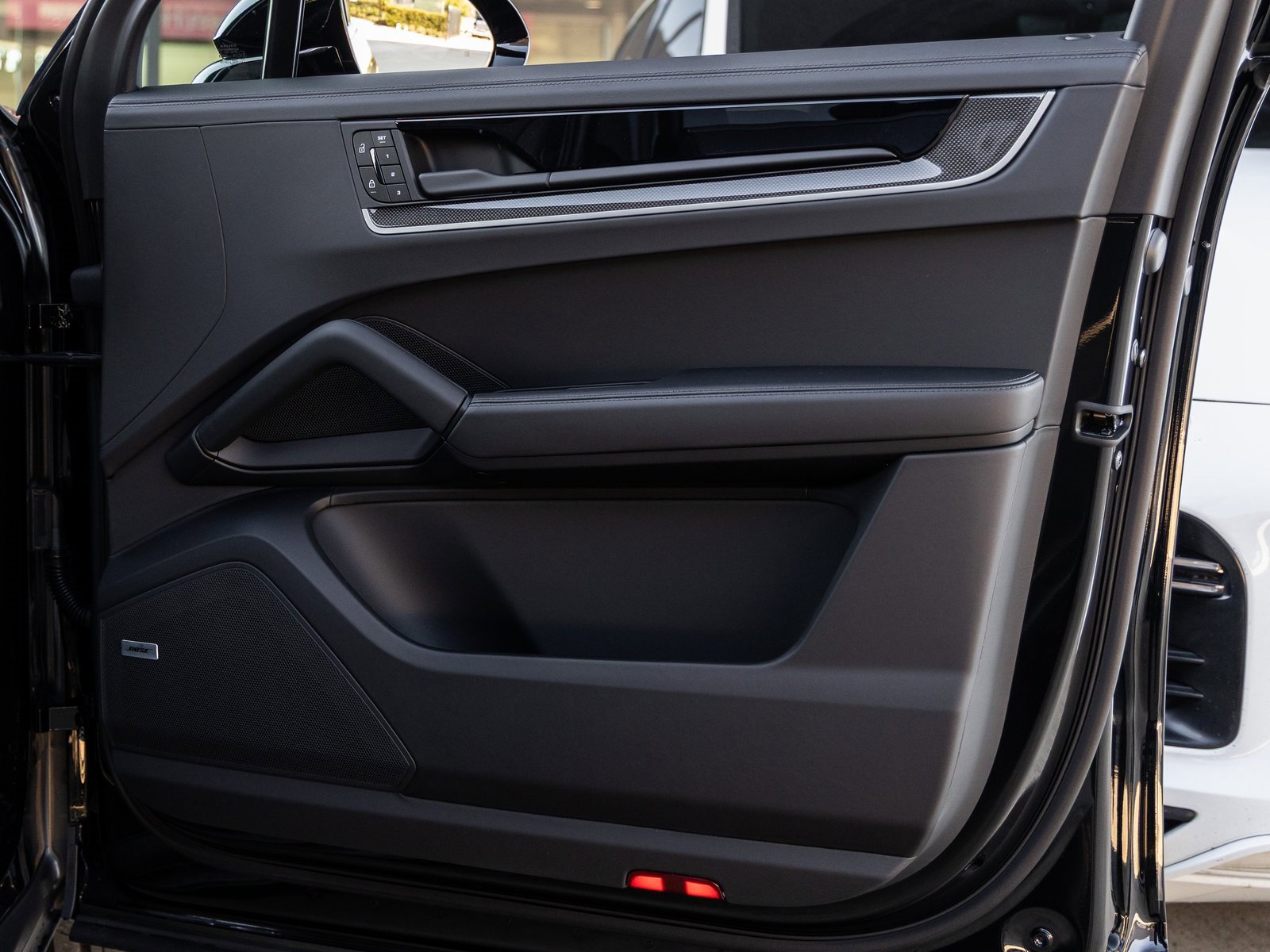 New 2026 Porsche Cayenne S image 38