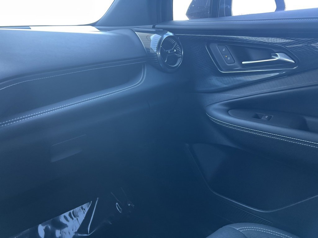 Used 2024 Chevrolet Blazer EV LT image 36