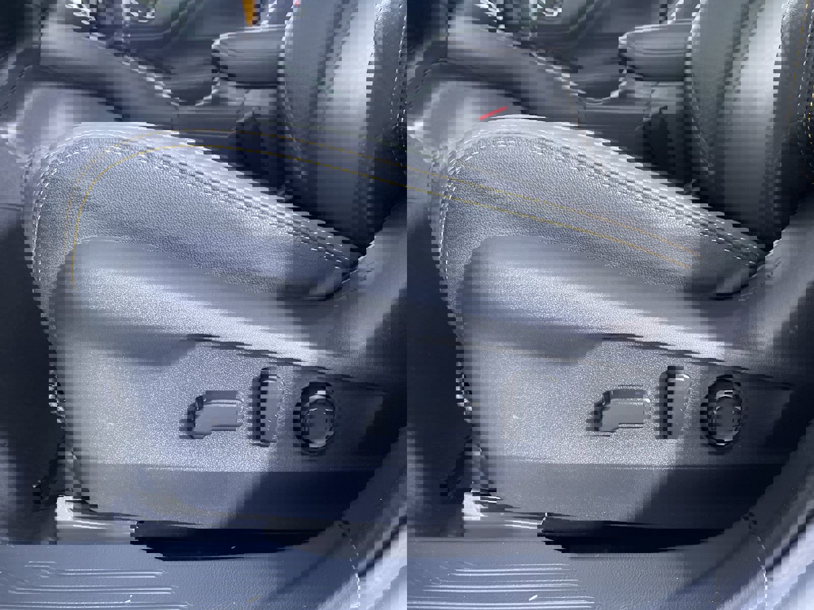 Used 2022 Subaru Outback Wilderness image 13