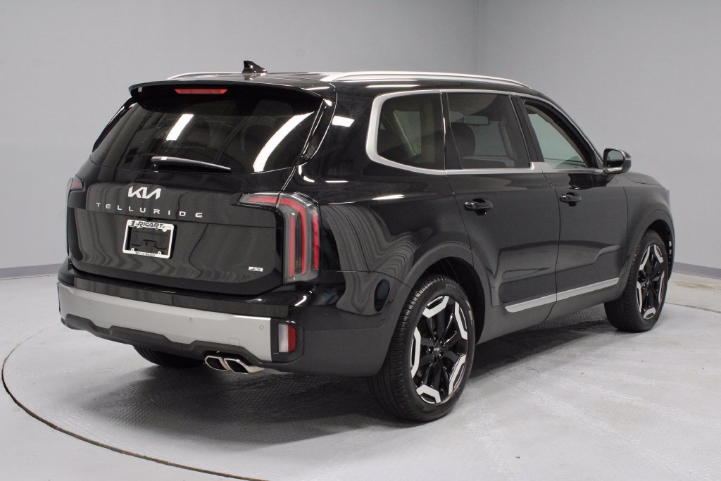 Used 2025 Kia Telluride EX AWD/4WD image 12