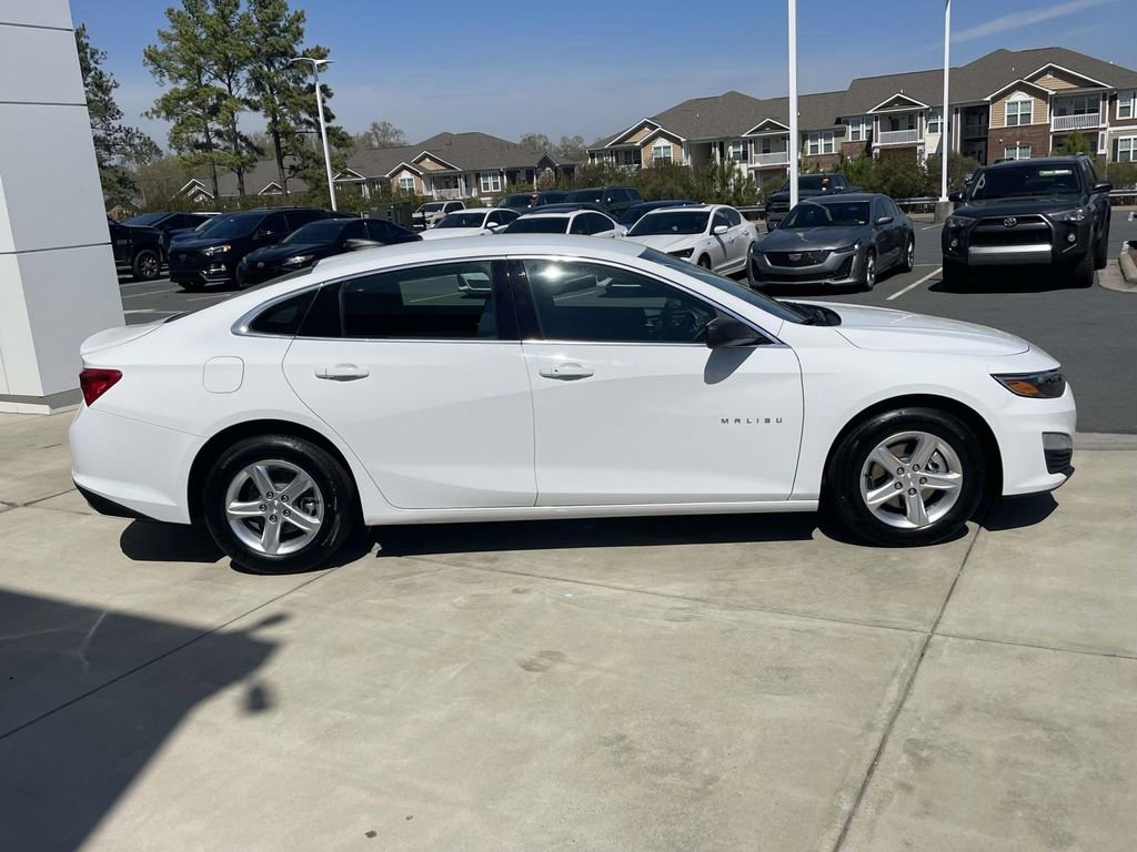 Used 2024 Chevrolet Malibu LS image 5