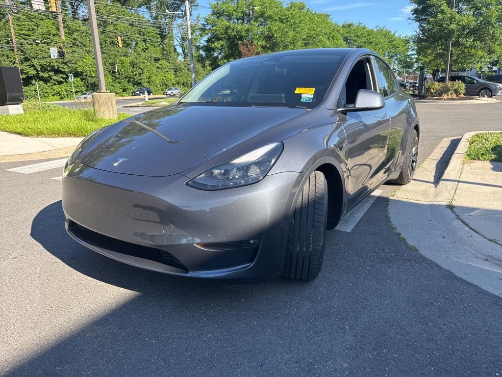 Used 2023 Tesla Model Y Performance AWD/4WD image 3