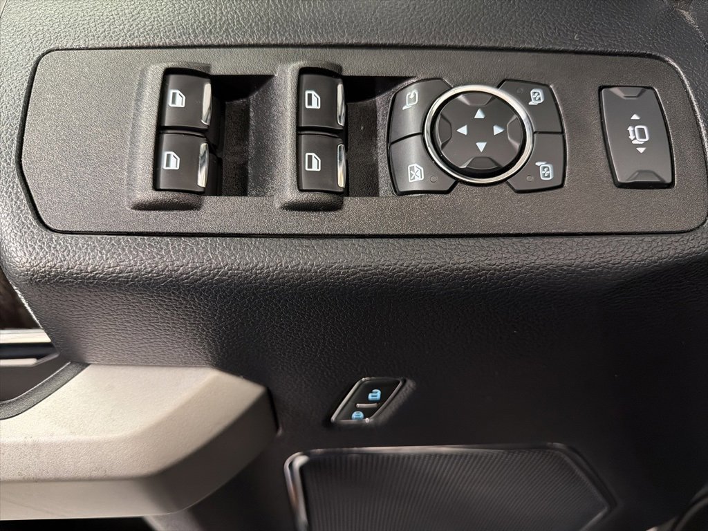 Used 2021 Ford F250 Lariat image 9