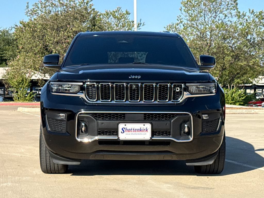 Used 2023 Jeep Grand Cherokee Overland w/ Adv Protech Group III AWD/4WD image 2