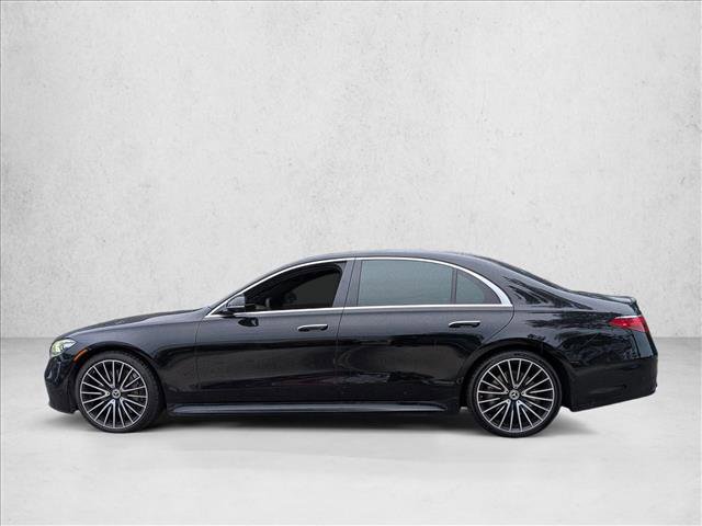 Used 2022 Mercedes-Benz S 580 4MATIC Sedan image 2