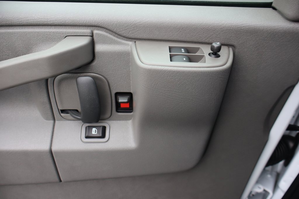 New 2025 Chevrolet Express 2500 w/ Driver Convenience Package image 15
