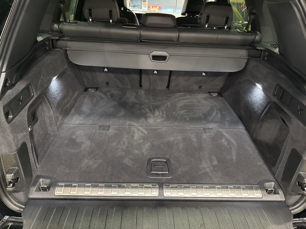 Used 2025 BMW X5 xDrive50e image 58